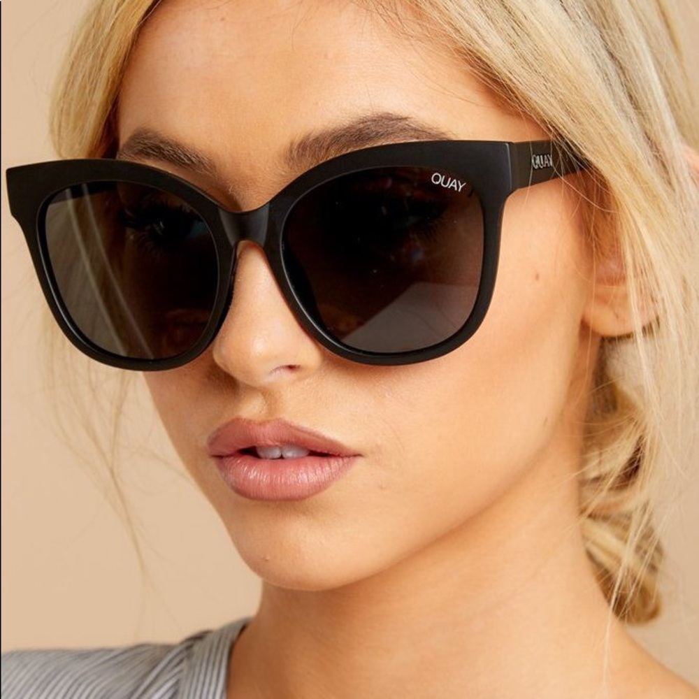 Quay it’s my way matte black sunglasses